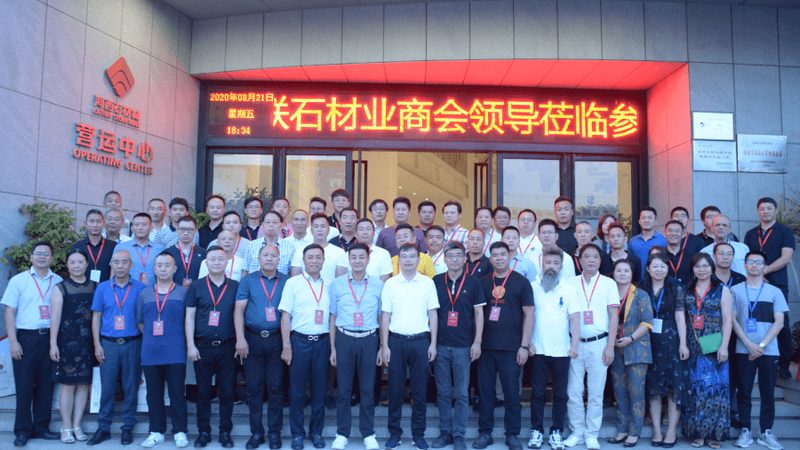 石材幕墙施工资质转让价格受多种因素影响，以下列举几个关键因素：